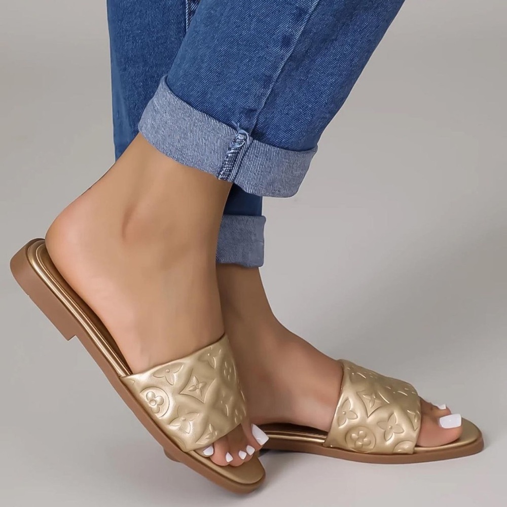 Designer Inspired Slides - image 5